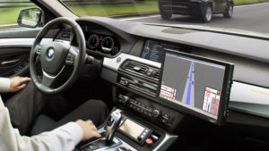 המערכת החדשה היא מערכת בטיחות דוברת עברית, המתריעה עם כיבוי מנוע הרכב מפני שכחת ילדים ברכב, הכוללת מצלמת דרך מובנת לתיעוד מהלך הנסיעה.