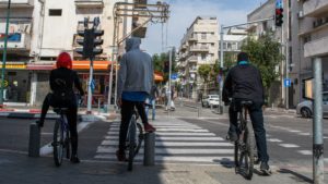 אופניים דו גלגלי תל אביב. צילום: נעמן פרנקל