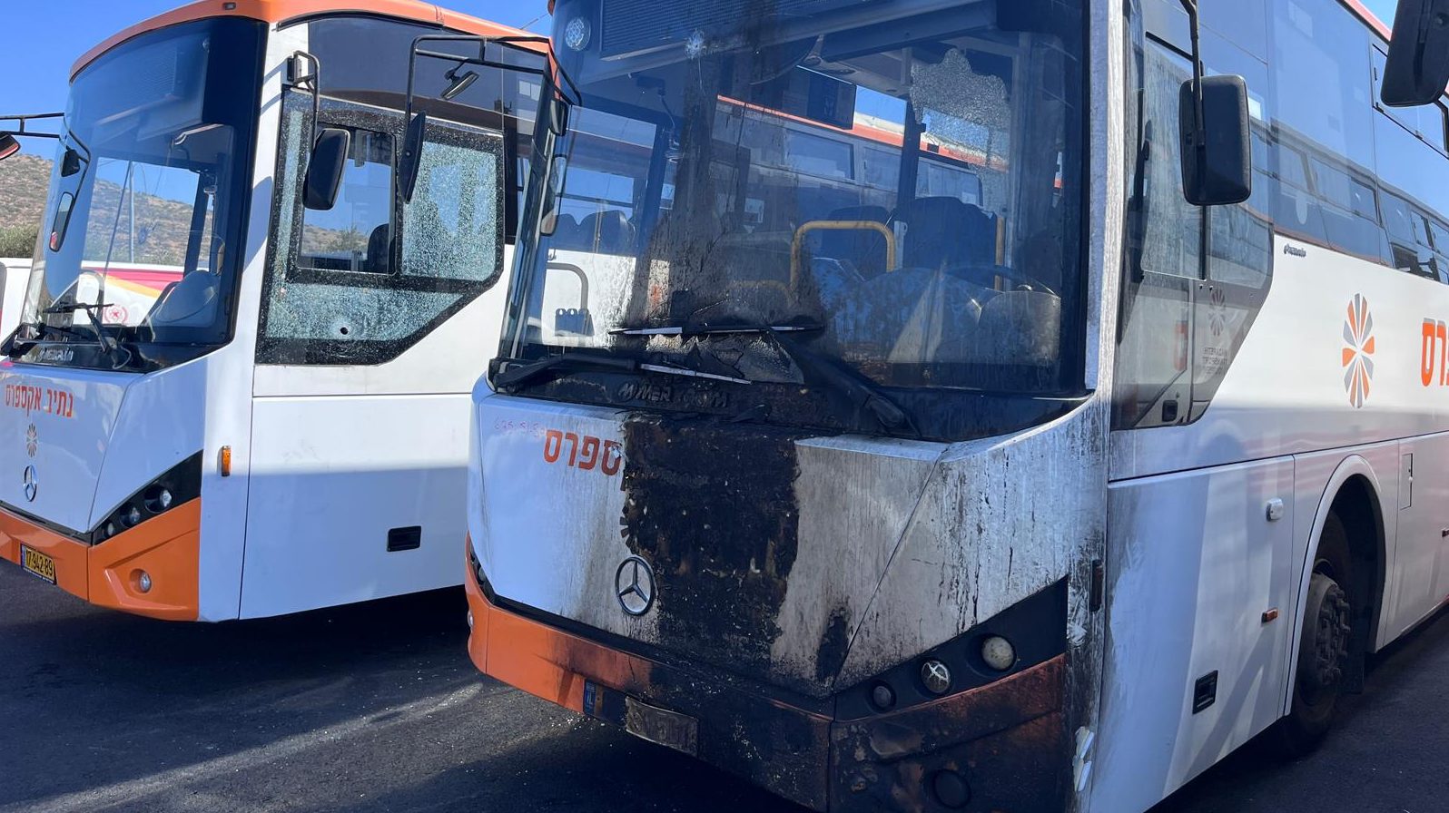 האוטובוסים של קבוצת עפיפי שנפגעו בכפר מע'אר ספגו נזק קל וכנראה לא יופעל ביטוח