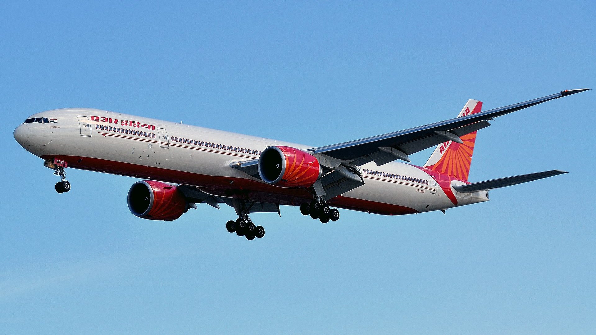 המוביל האווירי ההודי Air India הודיע על הזמנת 470 מטוסים והכניס את המבטחים לתזזית / ישראל גלעד