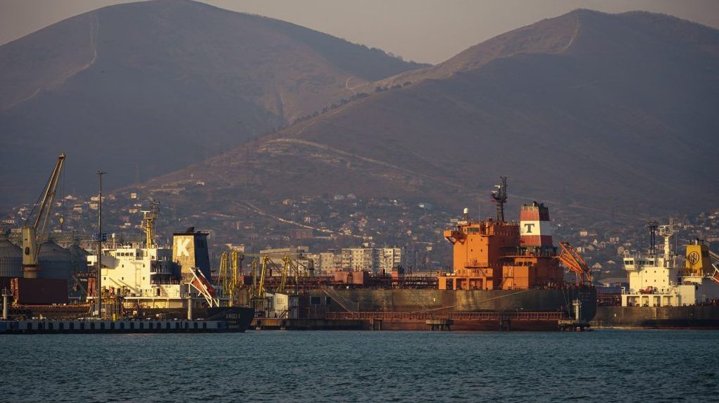 חברות ספנות יפניות מבקשות גיבוי של המדינה לאוניות המפליגות לרוסיה ואוקראינה / ישראל גלעד