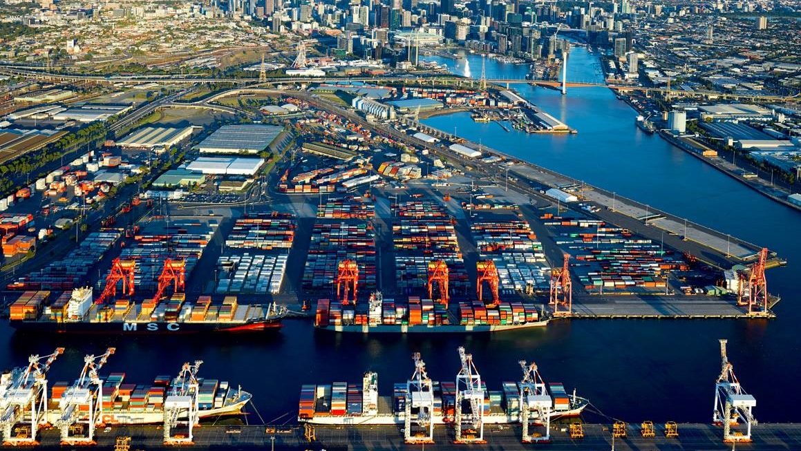 האמריקאים מזהירים: ציוד נמל מתוצרת סין הוא בחזקת איום סייבר על הנמל ואוניות / ישראל גלעד